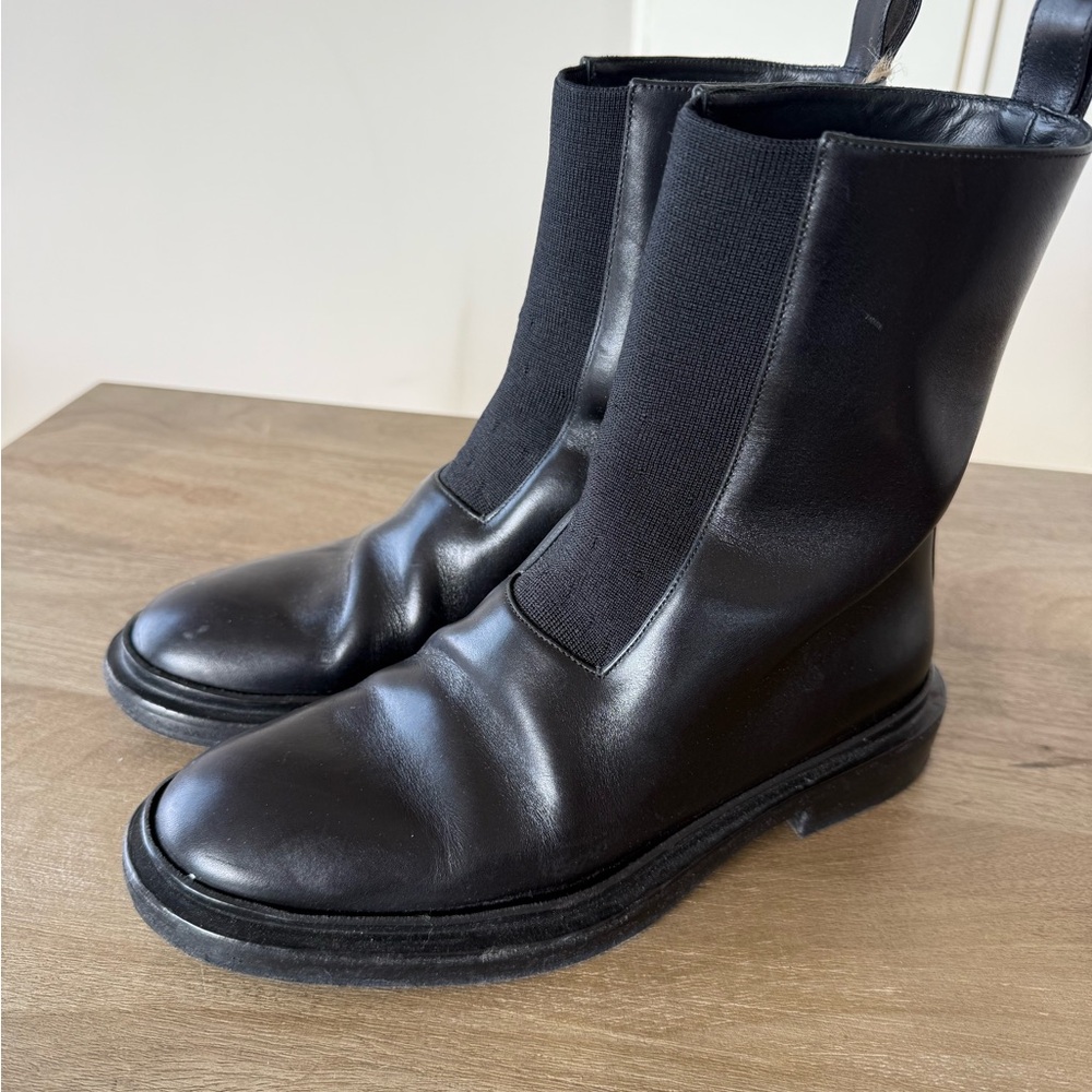 JIL SANDER BLACK CALFSKIN CHELSEA BOOT - sz. 6.5